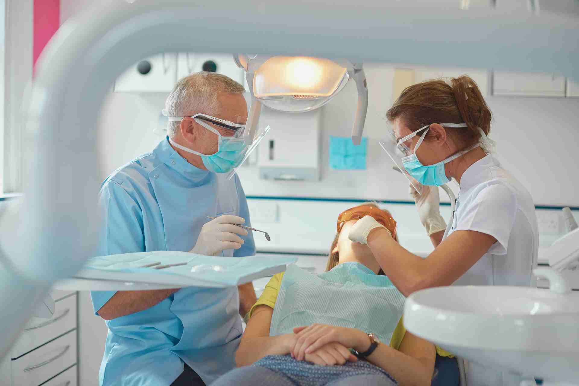 Dentist in Clifton, TN